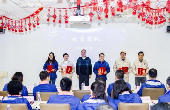 拼搏缔造战绩，协同成就未来(图16)